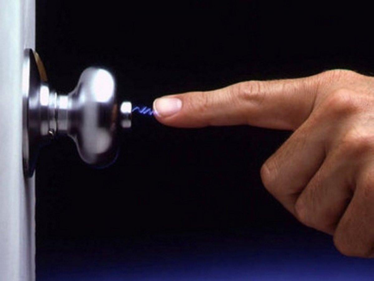 Vücutta elektrik birikmesini önlemek için 10 ipucu