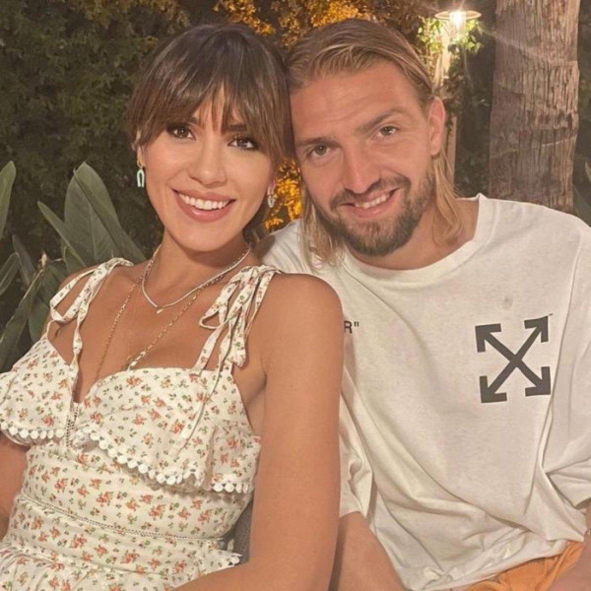 Şükran Ovalı'dan aşk paylaşımı