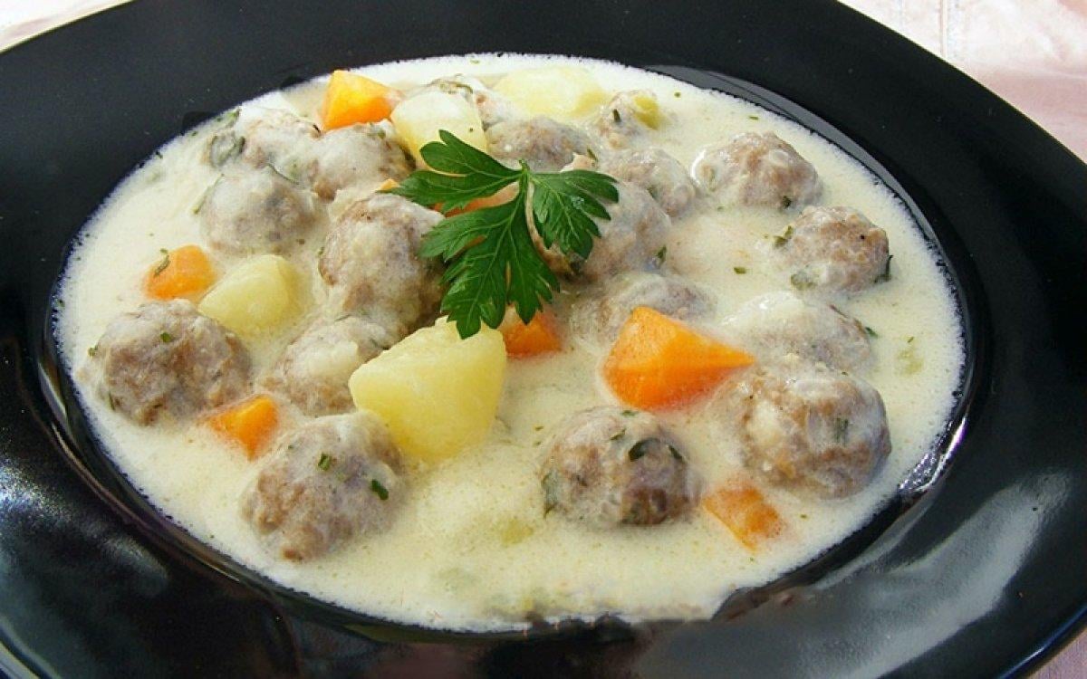 MasterChef menüsünden: Dağılmayan ekşili köfte tarifi