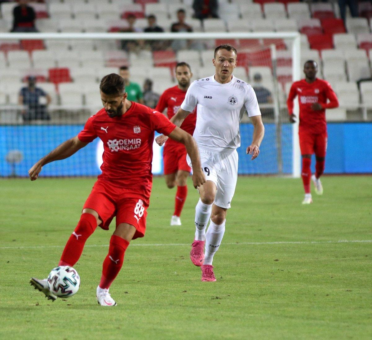 Sivasspor, Konferans Ligi'nde bir üst tura yükseldi