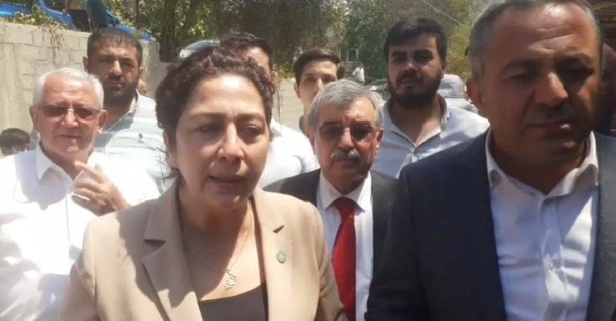 Osmaniye'deki vatandaş, yanan evine İyi Partili heyetin girmesini istemedi