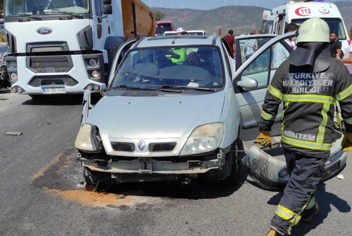 Aydın'da otomobillerin çarpışması sonucu 1 kişi yaralandı