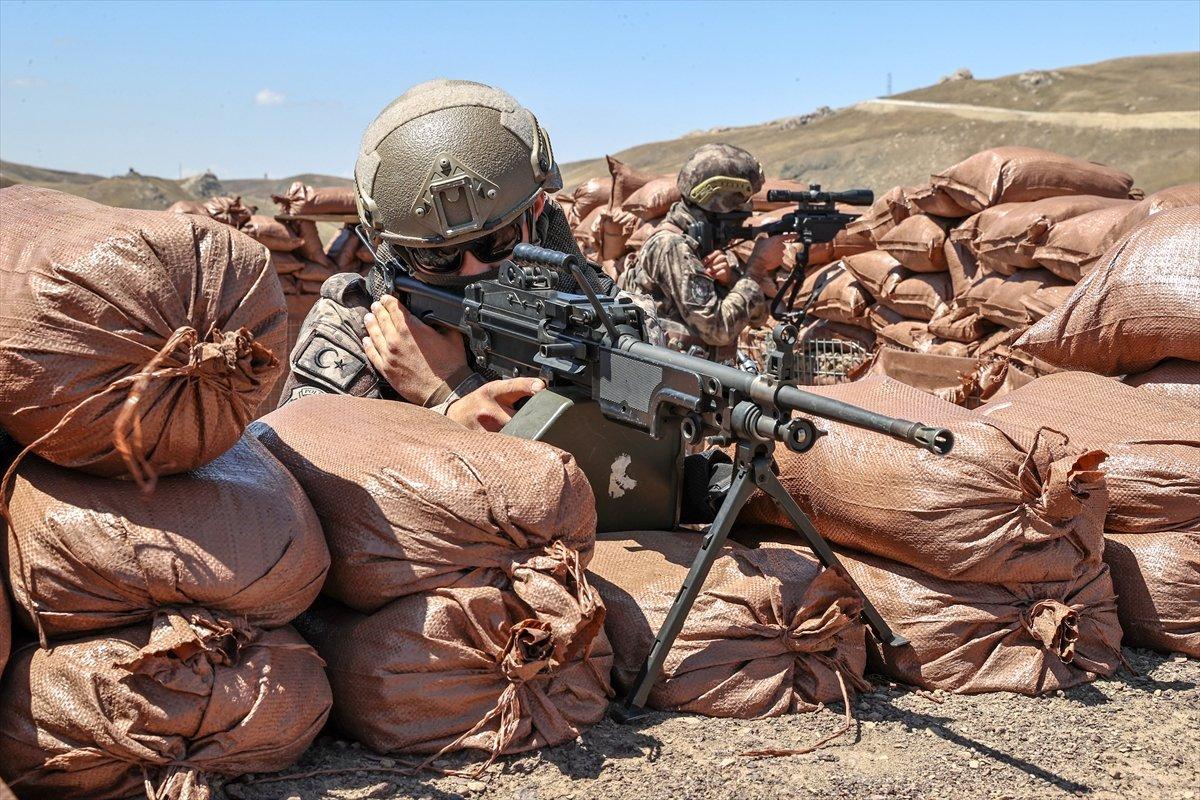 Özel Harekat, İran sınırında nöbette