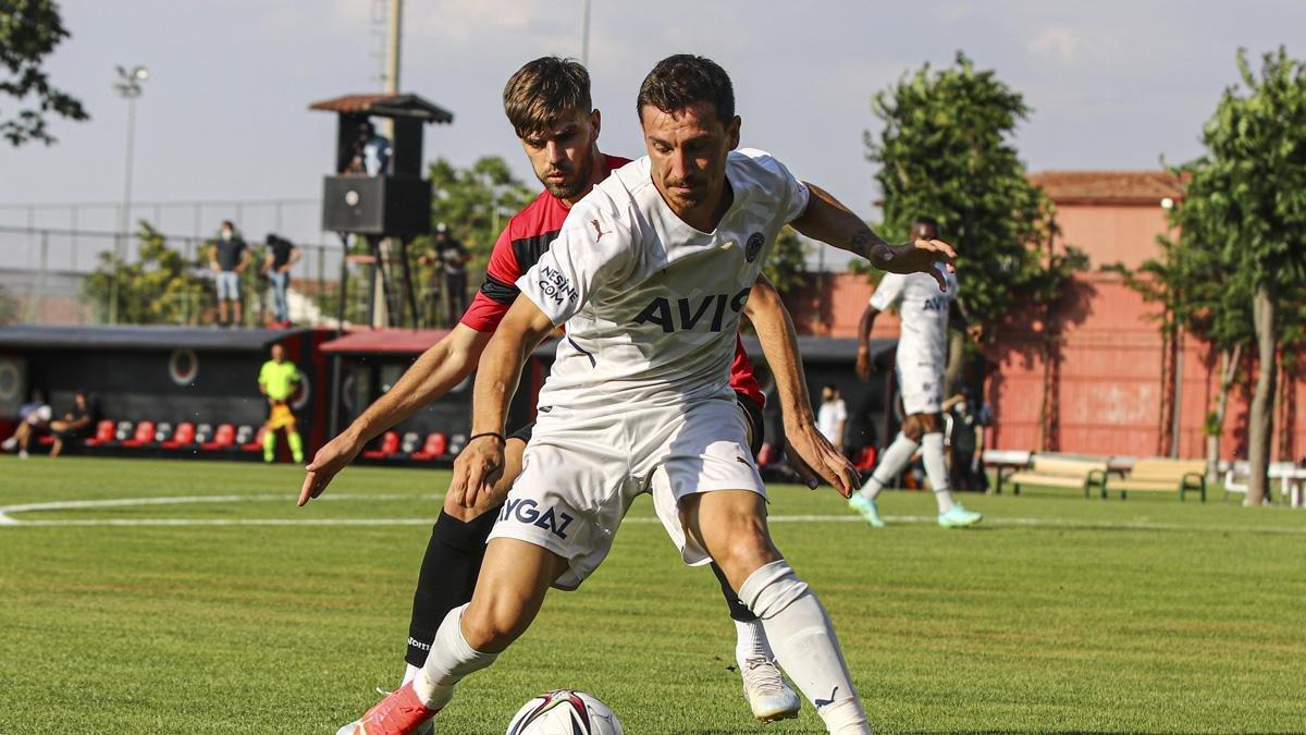 Mert Hakan Yandaş ameliyattan sonra toparladı