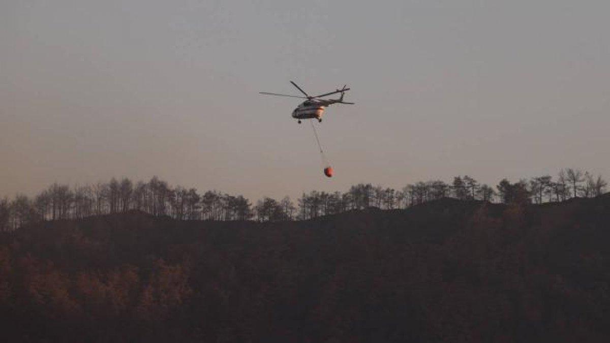 Marmaris’teki orman yangınına havadan müdahale yeniden başladı