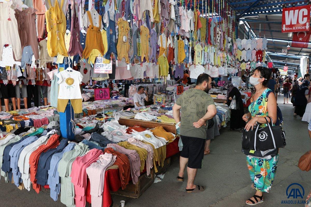 Edirne’de halk pazarında Bulgar turist yoğunluğu