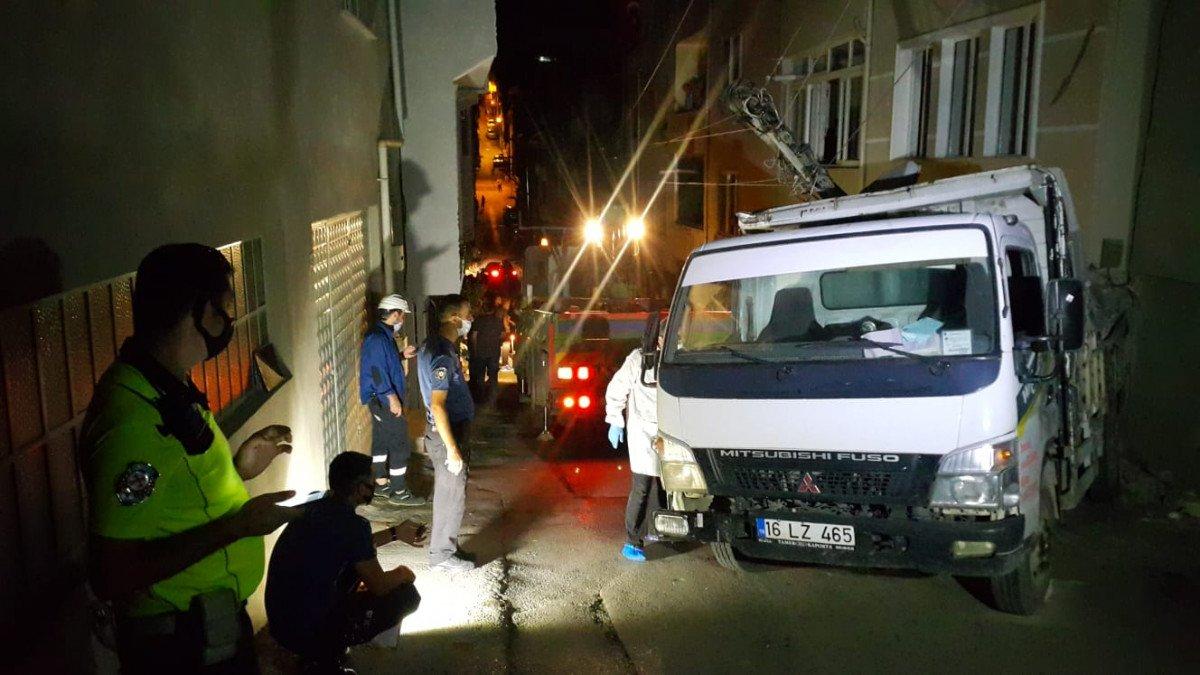 Eda'nın diplomasını babası aldı