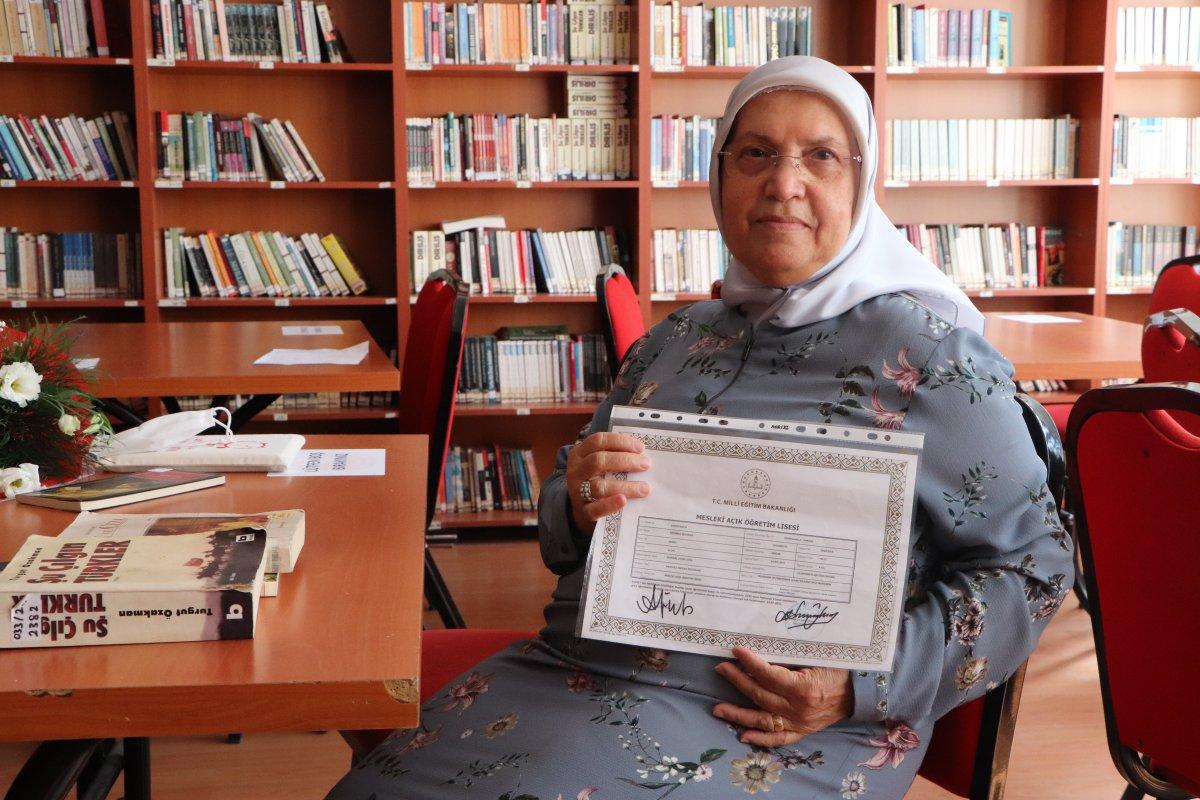 Samsun'da 75 yaşında lise diplomasına kavuştu