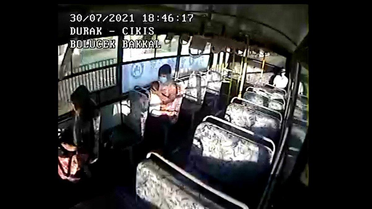 Zonguldak’ta otobüste nöbet geçiren bebek ambulansa yetiştirildi