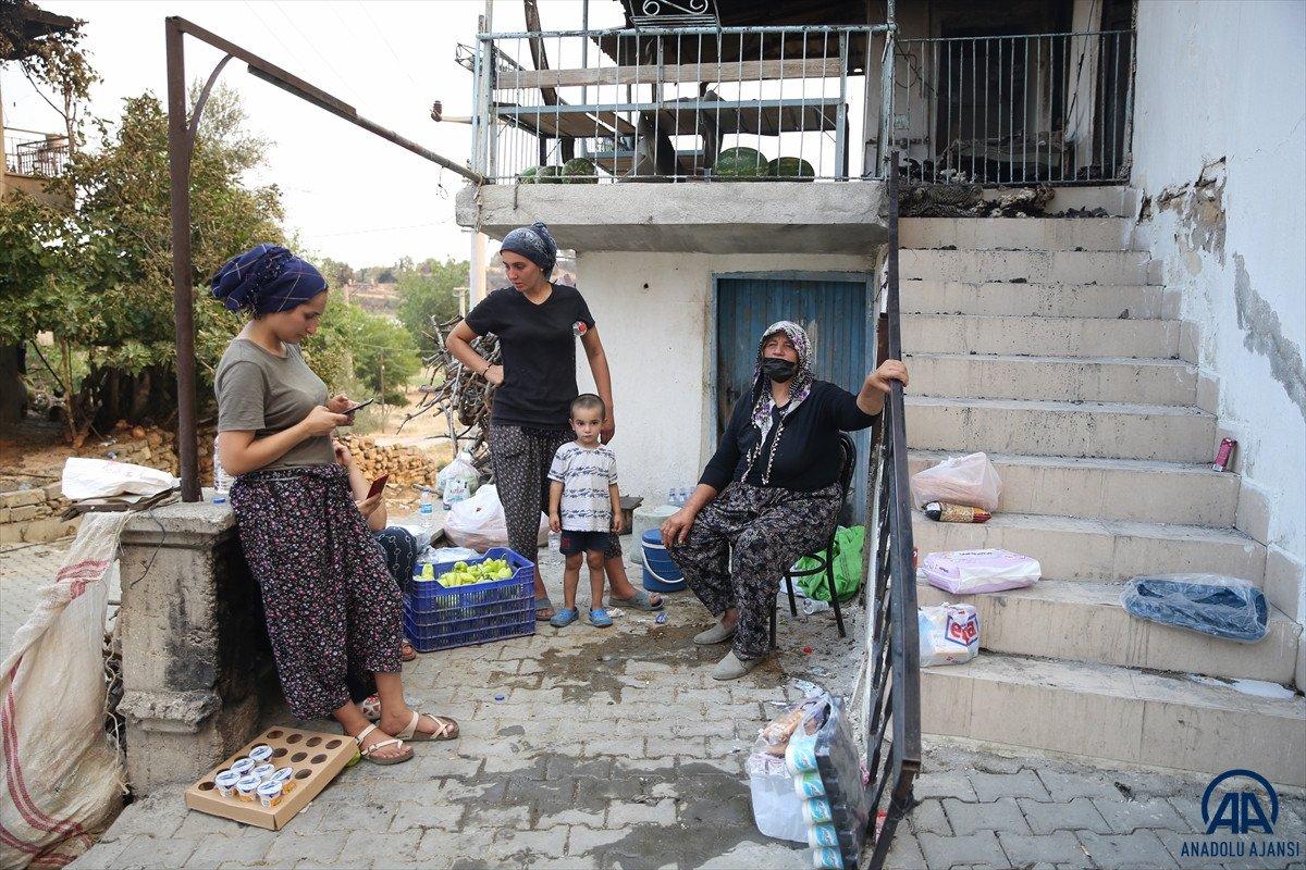 Antalya’da yangında tedavi parasını kaybeden kadına destek yağdı