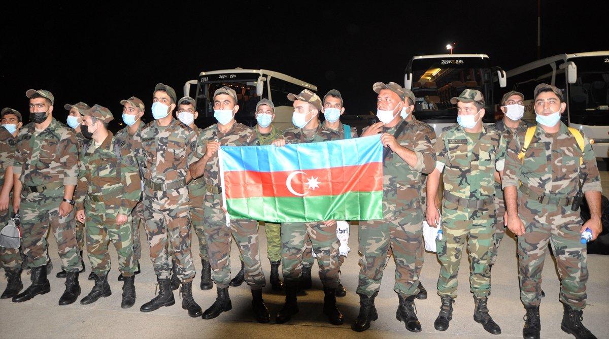 Azerbaycanlı ekip, yangınlarla mücadele için Türkiye'de