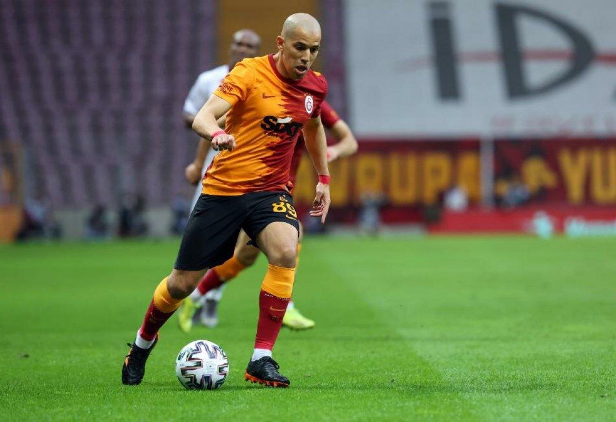 Fatih Terim, Feghouli'yi tamamen sildi