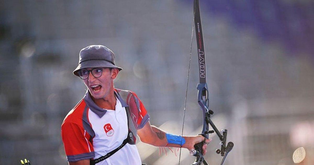 Cumhurbaşkanı Erdoğan, şampiyon olan Mete Gazoz'u tebrik etti