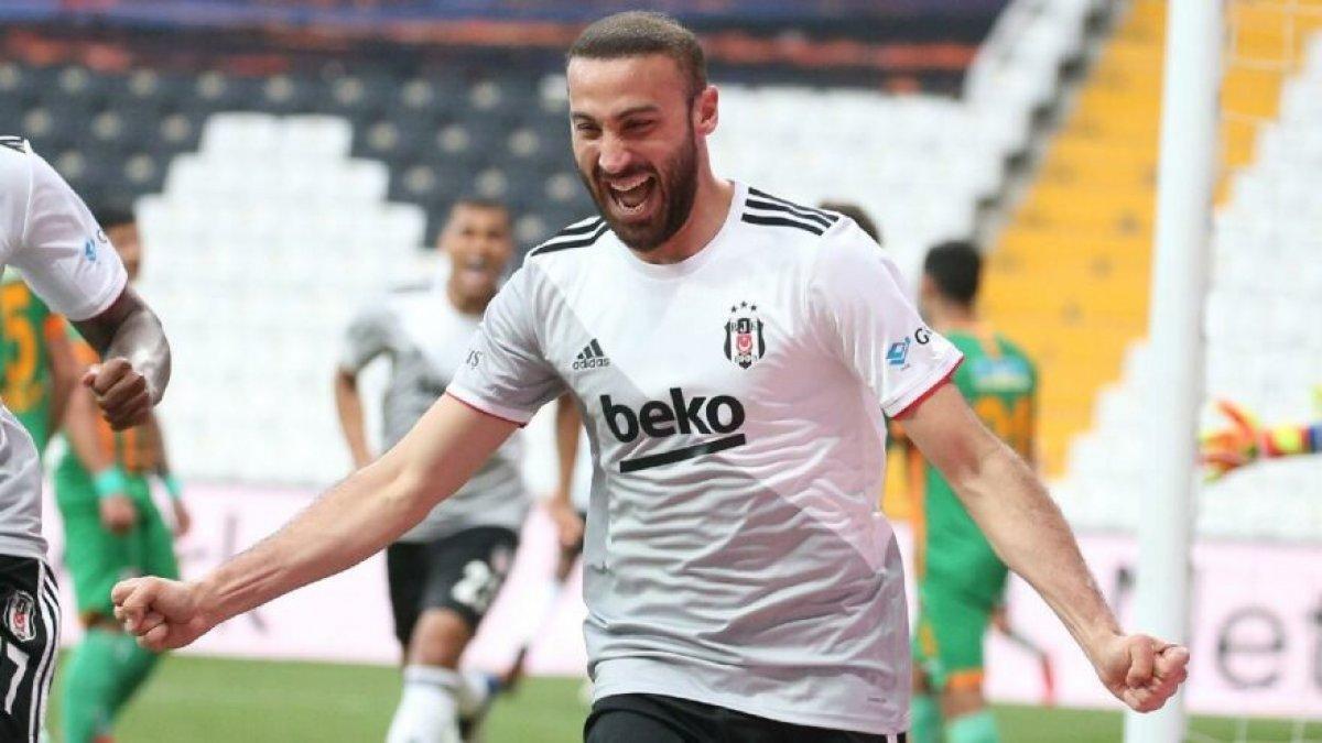 Cenk Tosun Beşiktaş'a bonservisiyle dönüyor