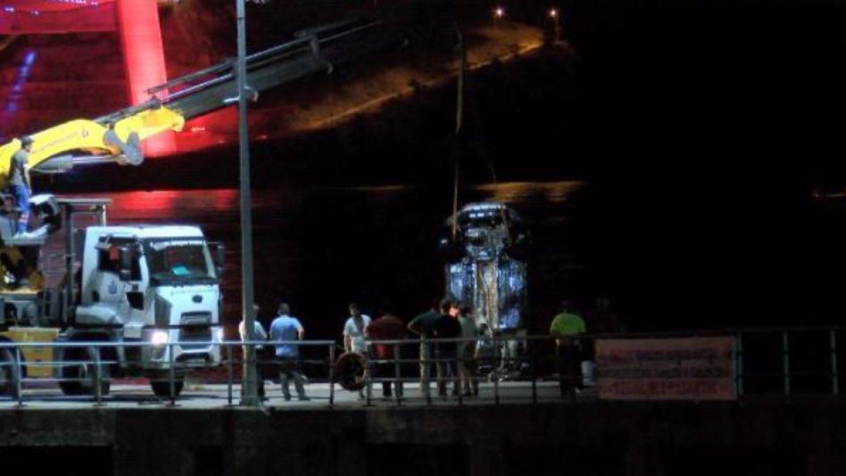 Sarıyer’de fren yerine gaza bastı, otomobil denize uçtu