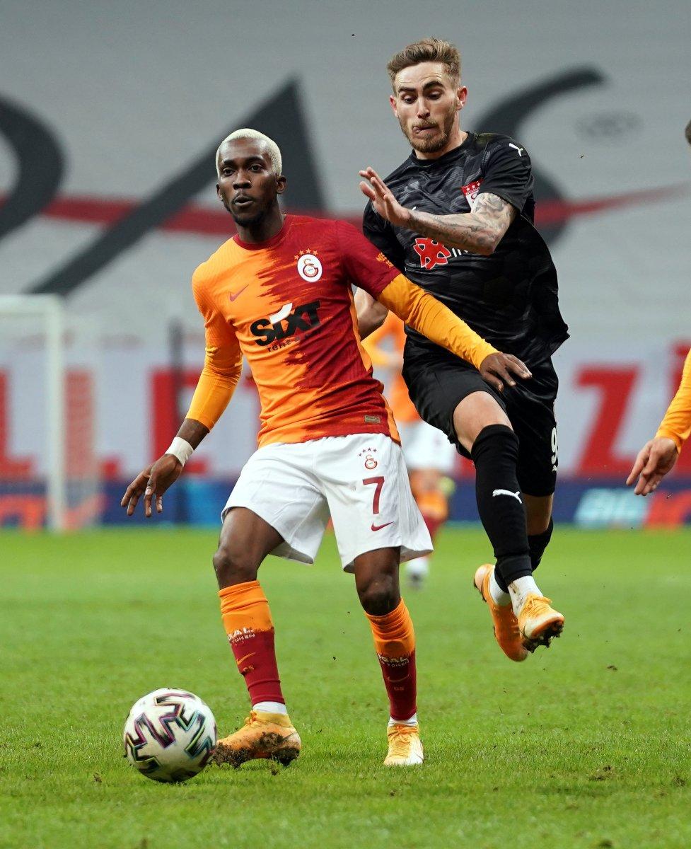 Henry Onyekuru, Olympiakos'ta