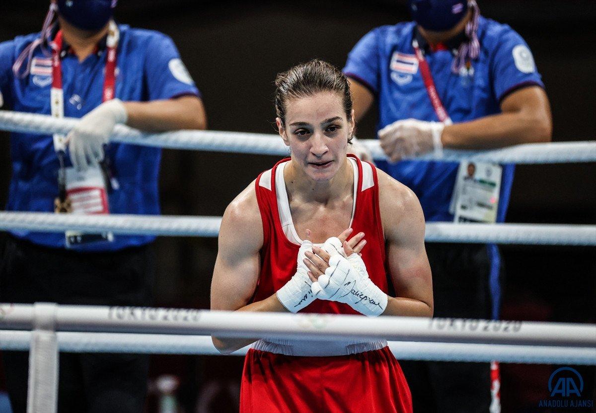 Buse Naz Çakıroğlu Tokyo'da yarı finalde