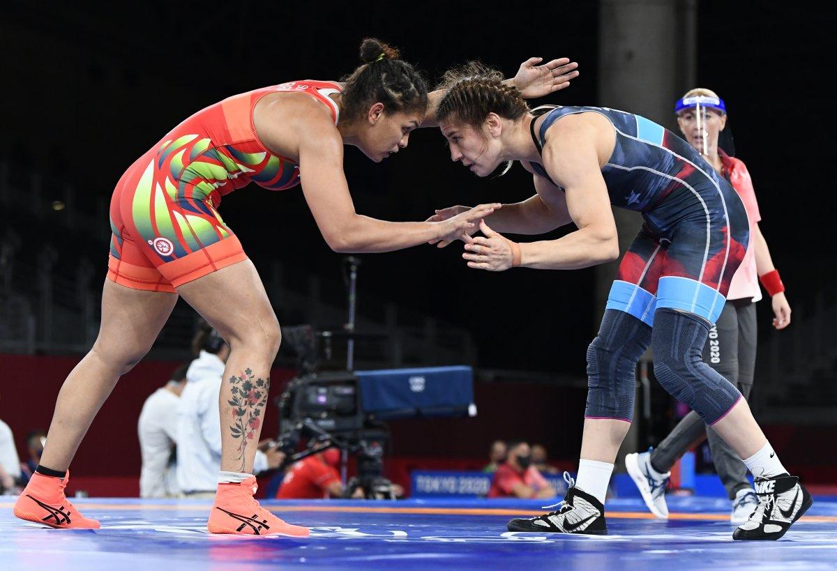 Milli güreşçi Yasemin Adar Tokyo'da çeyrek finalde