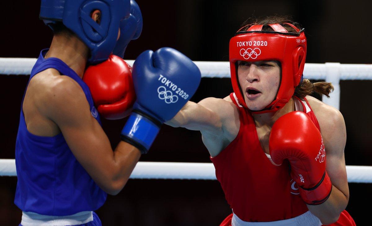 Buse Naz Çakıroğlu Tokyo'da yarı finalde