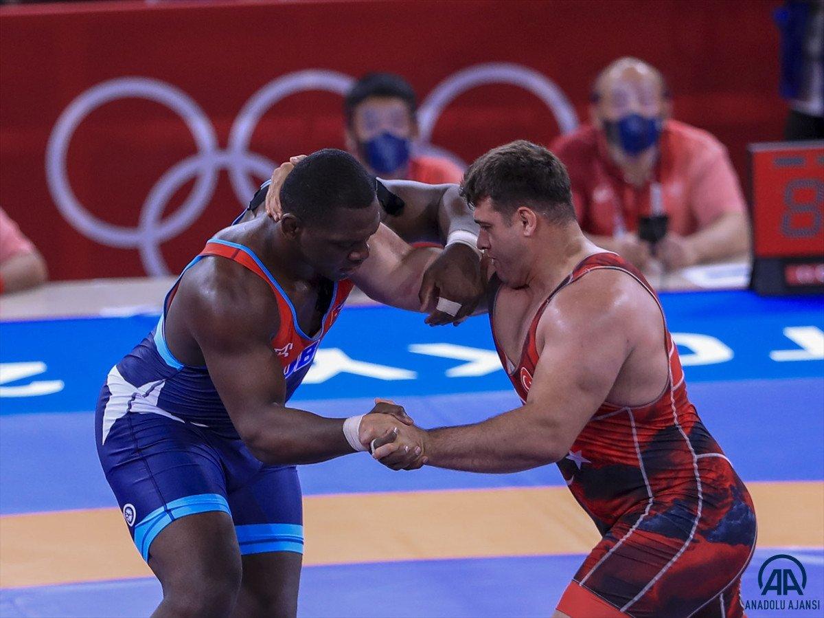 Rıza Kayaalp, Lopez Nunez'e mağlup oldu