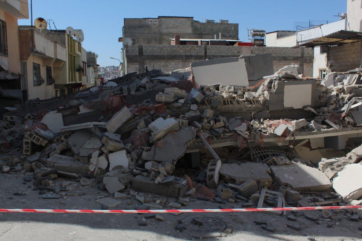 Gaziantep’te 5 katlı bina çöktü