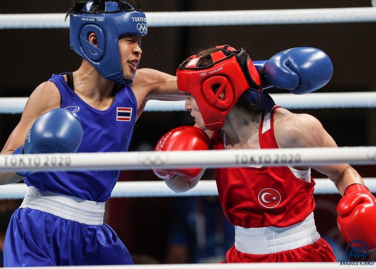 Buse Naz Çakıroğlu Tokyo'da yarı finalde