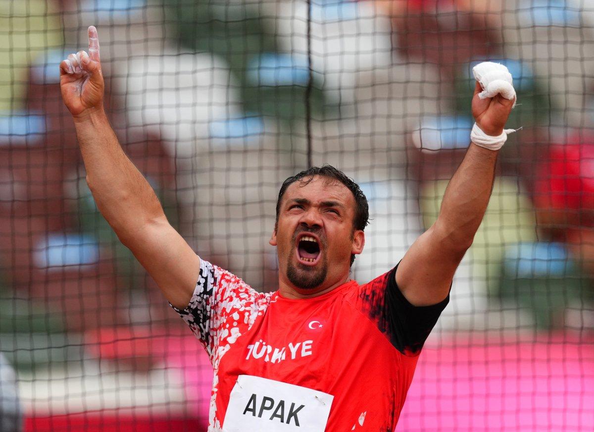 Eşref Apak, çekiç atmada Tokyo'da finale yükseldi