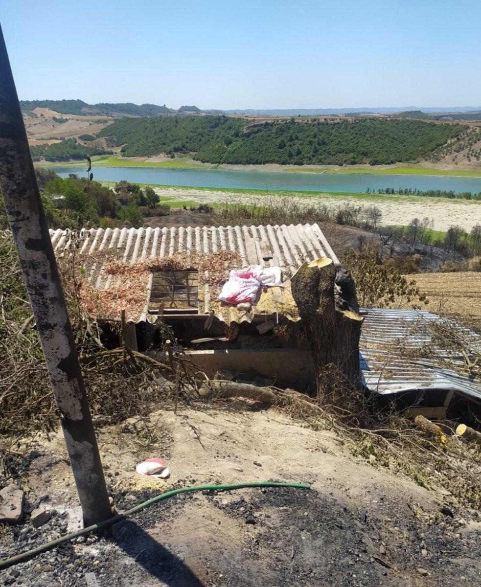 Adana'da iki kadın, soğan sererken çöken çatıdan düştü
