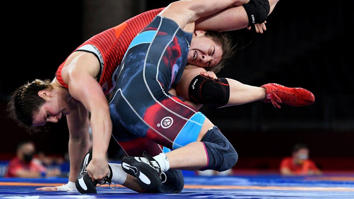 Yasemin Adar, serbest stil 76 kiloda bronz madalya kazandı