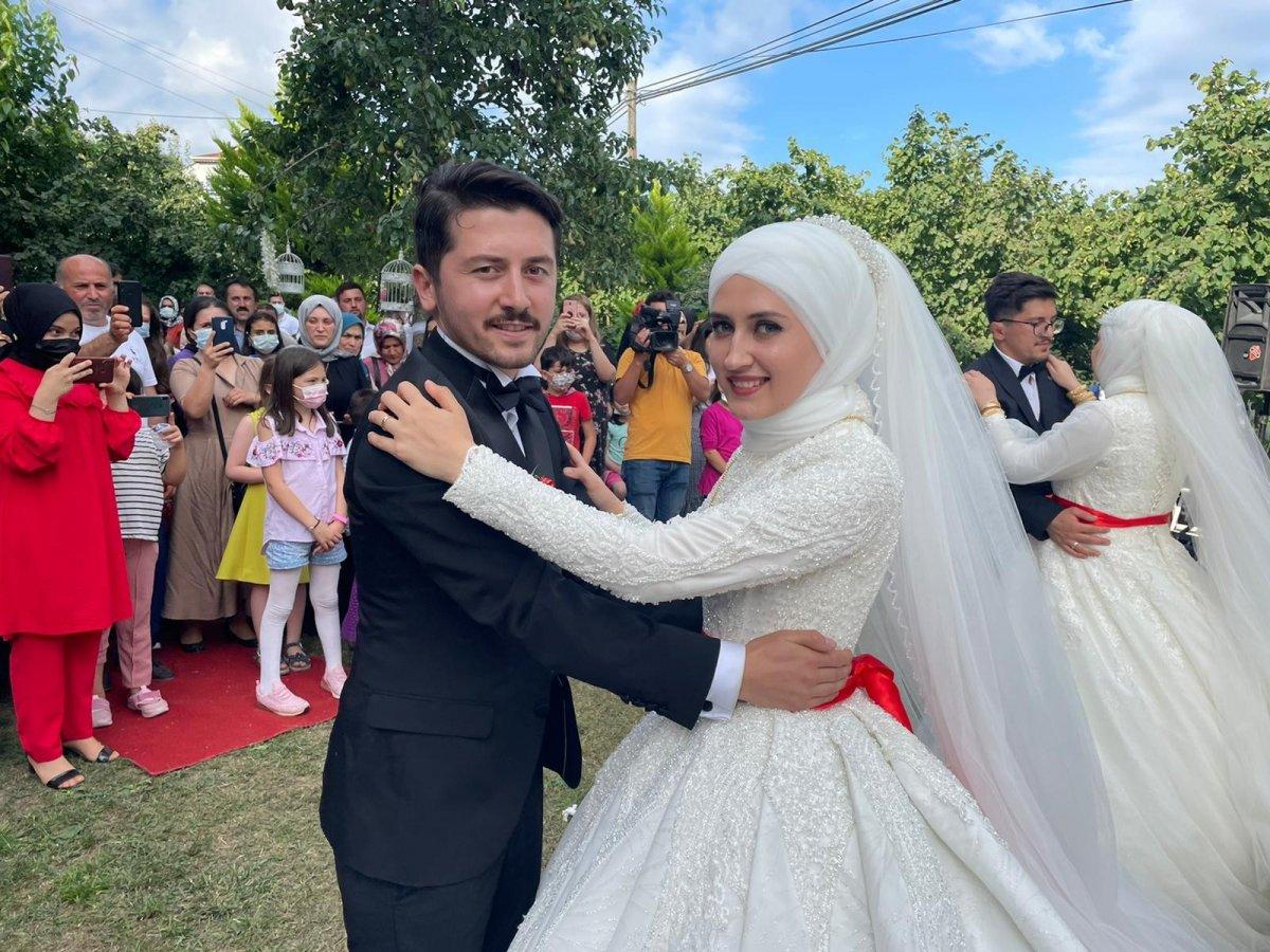 Ordu’da iki kardeş aynı düğünle evlendi
