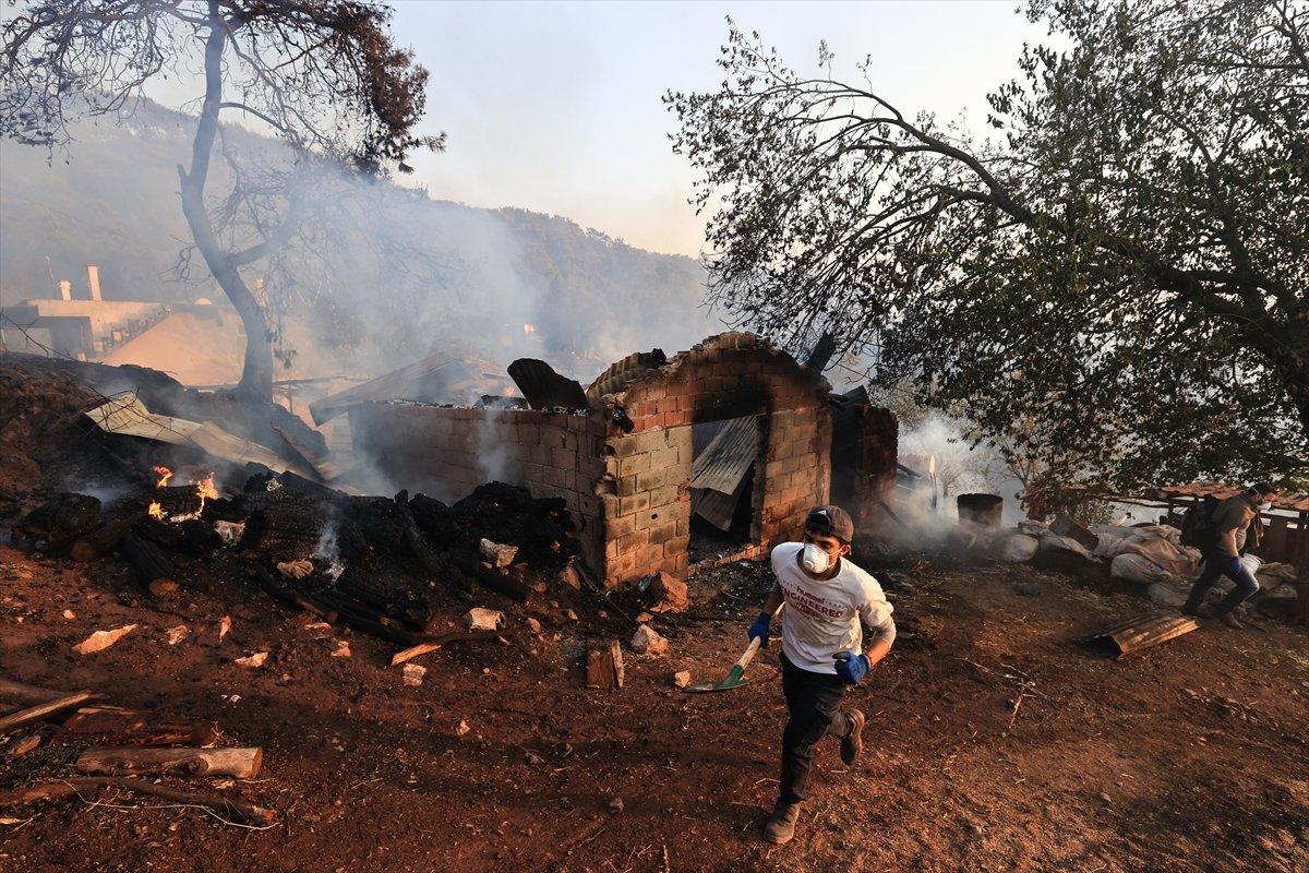 Türkiye'de orman yangınlarının devam ettiği bölgeler