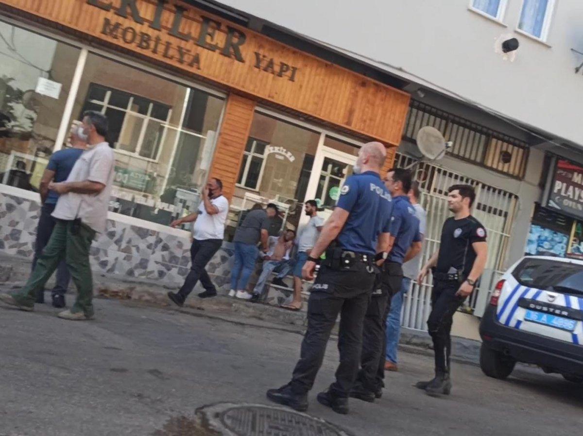 Bursa'da husumetlilerinin kurşun yağdırdığı şahıs hastanede hayatını kaybetti