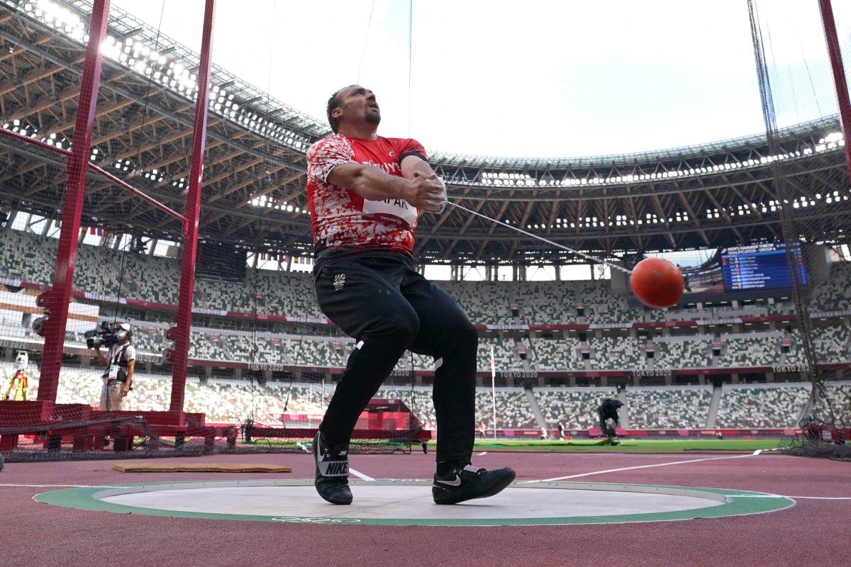 Eşref Apak, çekiç atmada Tokyo'da finale yükseldi