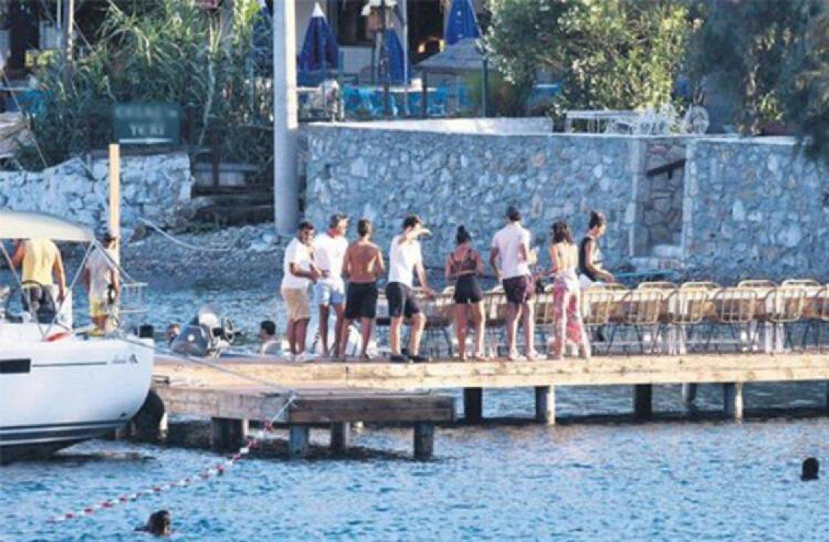 Gökhan Alkan'dan Nesrin Cavadzade'ye evlilik teklifi