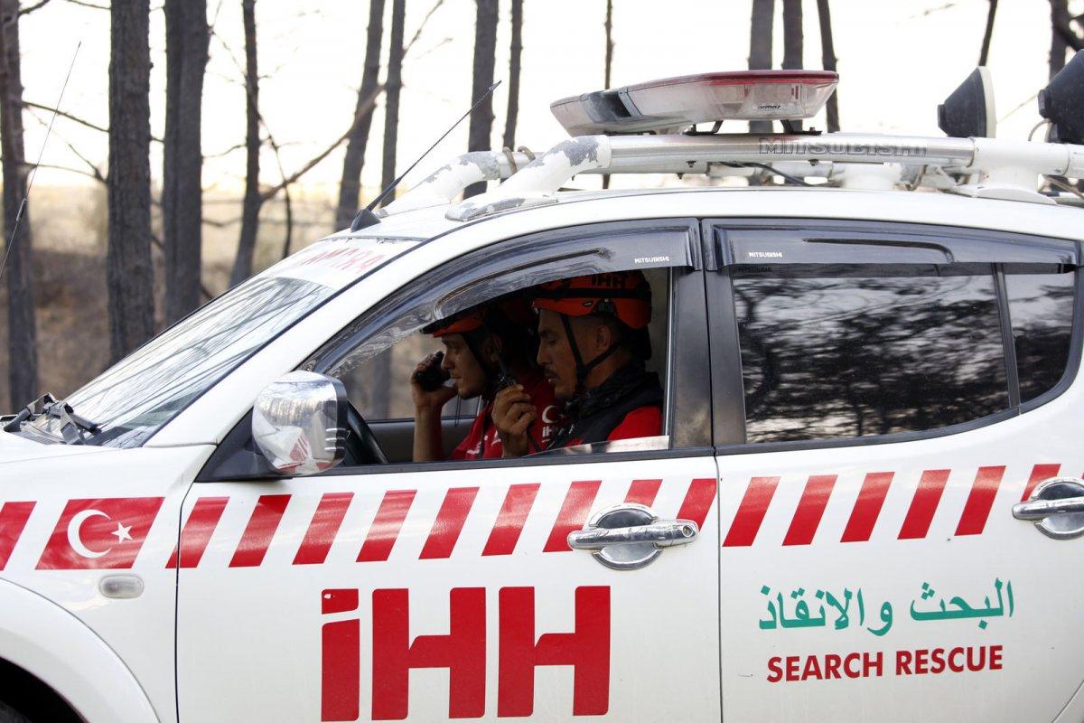 İHH ekipleri yangın bölgelerinde