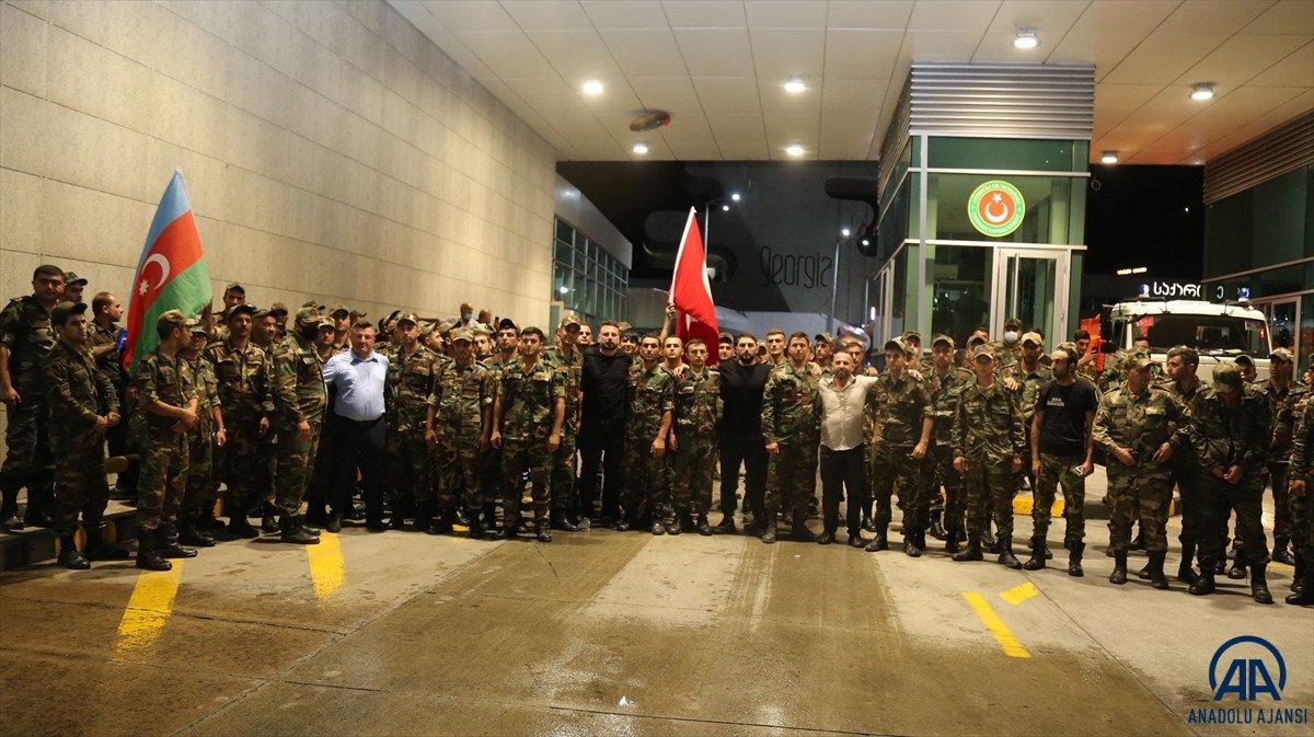 Azerbaycan'dan yangınla mücadeleye destek ekibi geldi