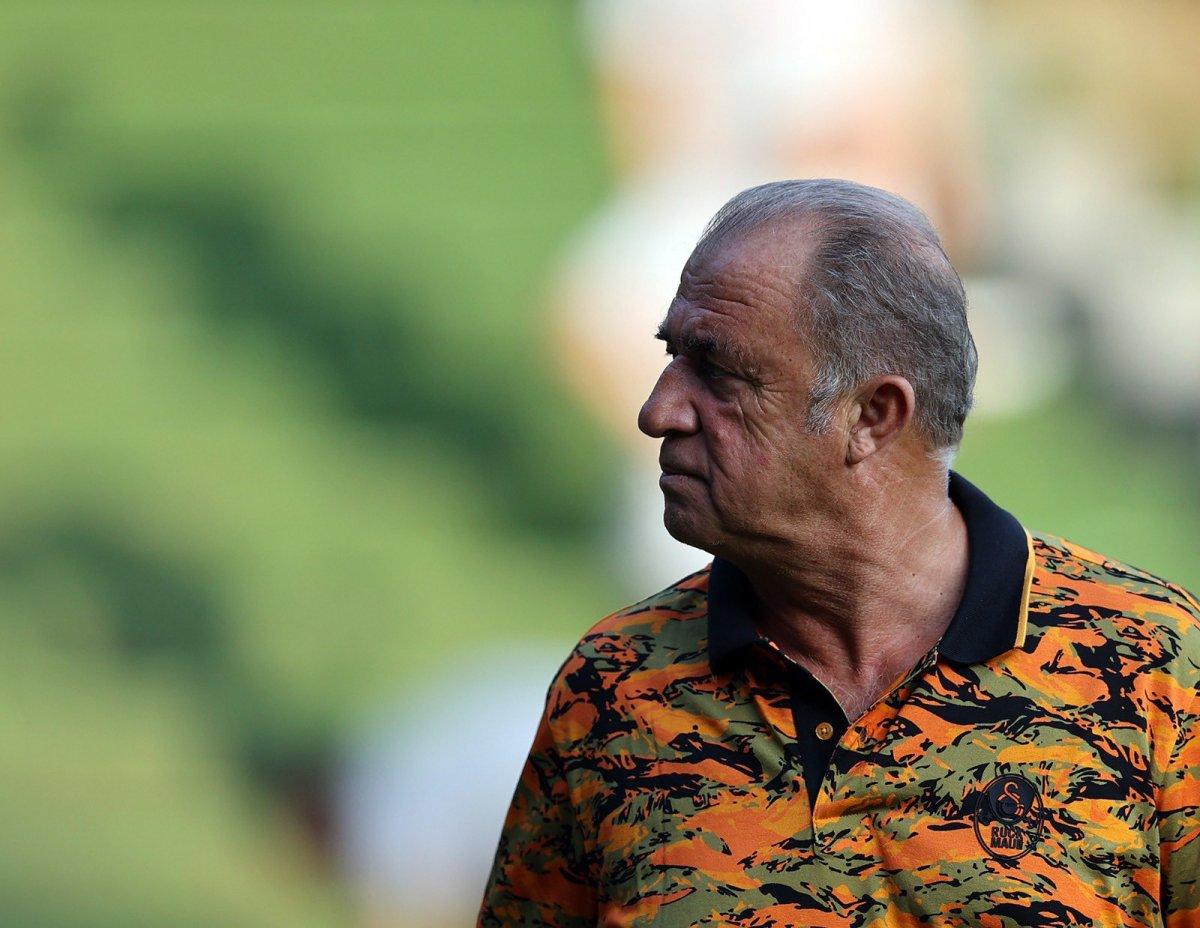 Fatih Terim yardımcılarına kucak açtı 