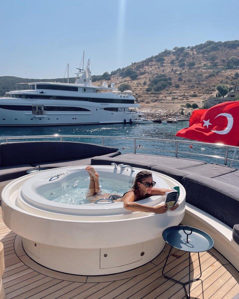 Şeyma Subaşı: Tekne bizim değil