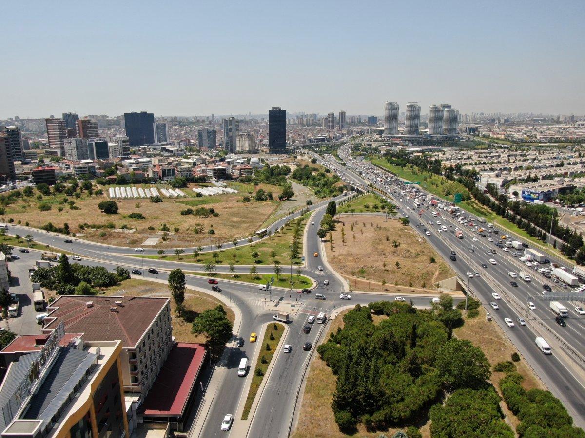 İstanbul'daki yeşillik alanlar kuruyor