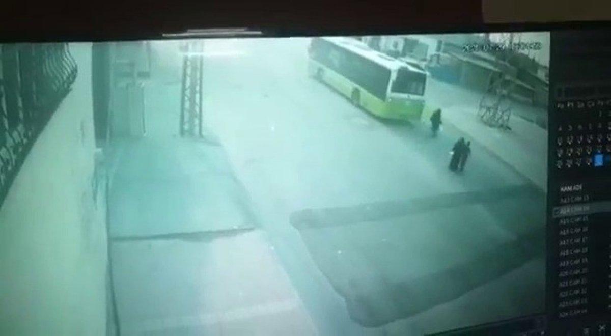 Adana’da otobüsün altında kalan çocuk yaşamını yitirdi