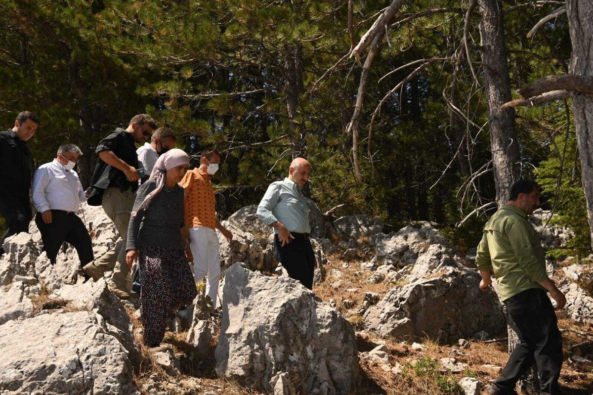 Adil Karaismailoğlu: Yangınla mücadeleye gece gündüz devam ediyoruz
