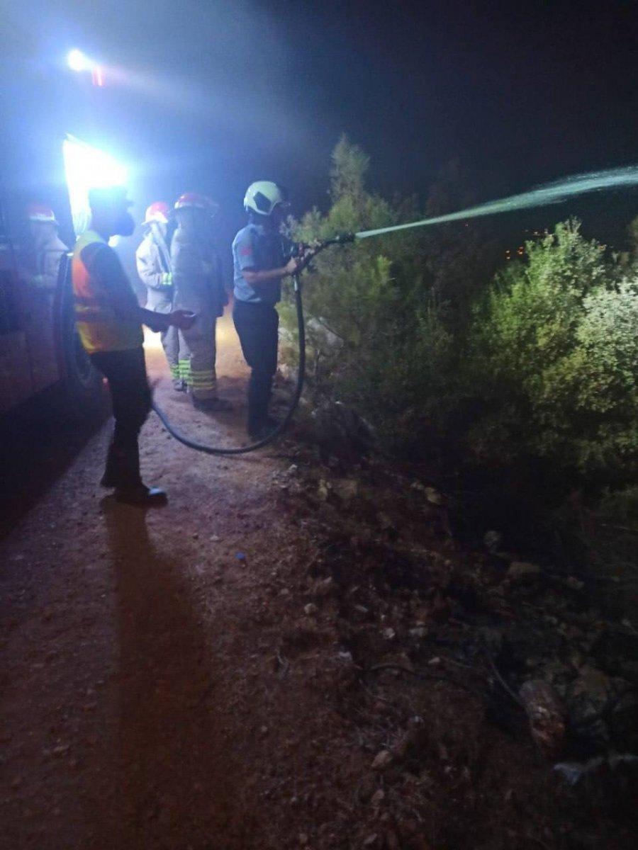 TSK pek çok bölgede yangınlara karşı desteklerini sürdürüyor