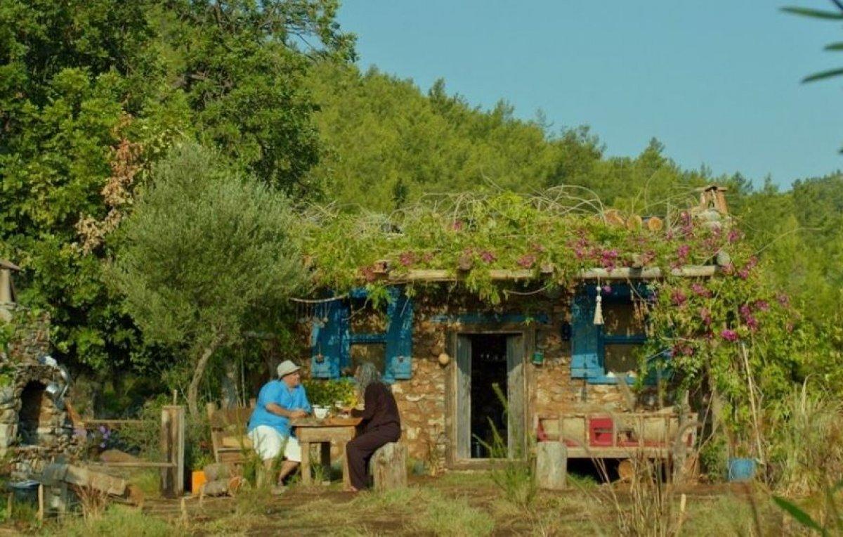 Mandıra Filozofu’nun çekildiği yer, yangında küle döndü