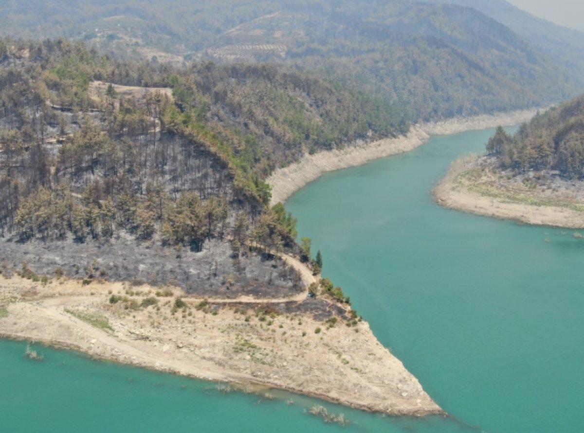 Antalya Manavgat'ta söndürülen alanlar havadan görüntülendi