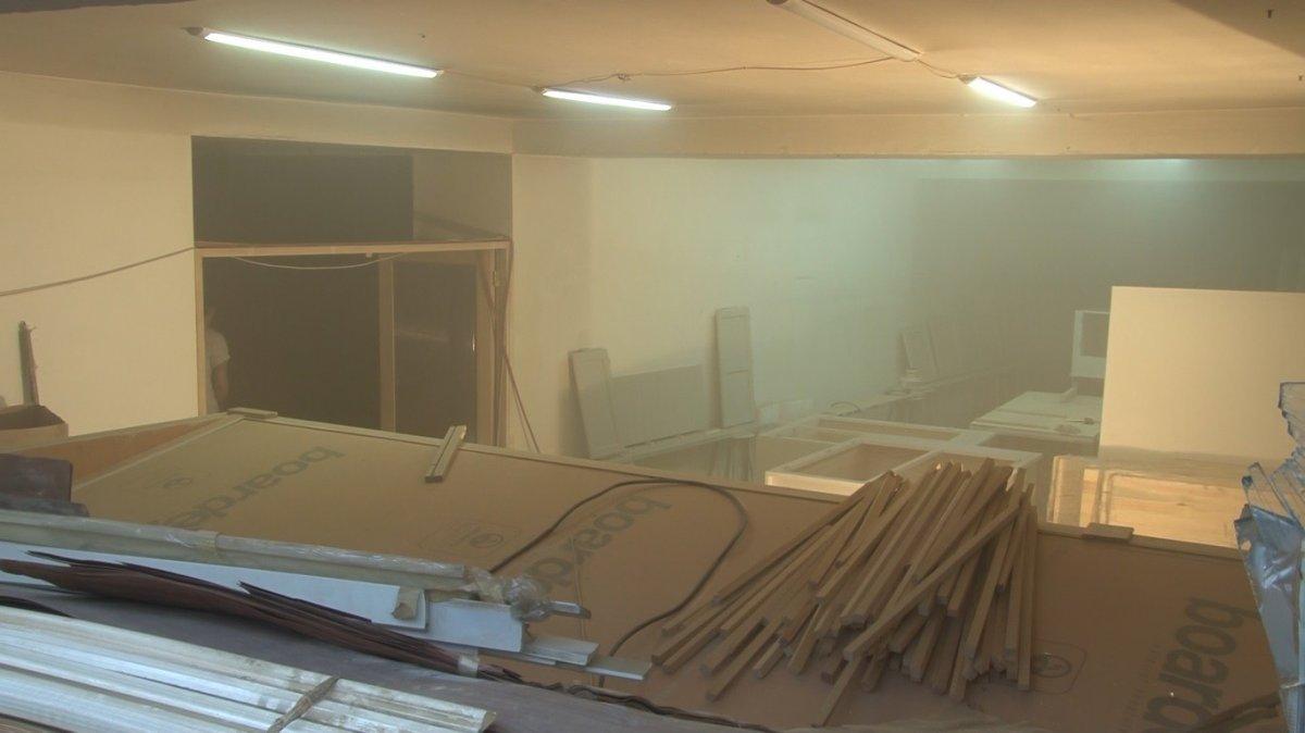 Kağıthane’deki yangında mahsur kalan köpek telef oldu