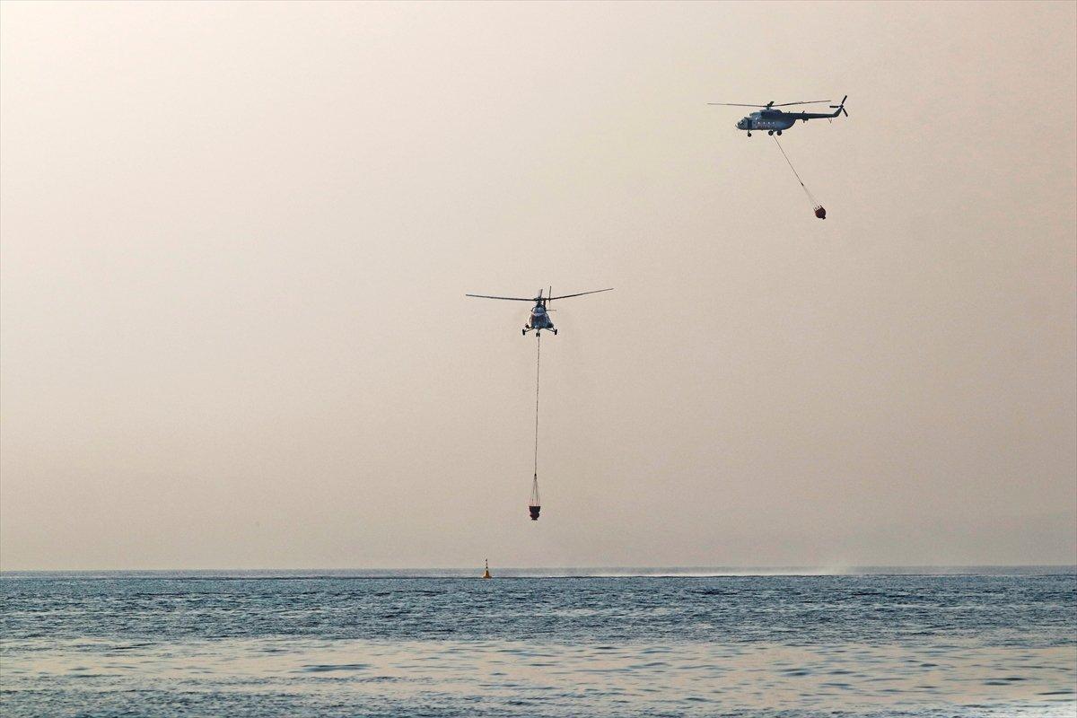 Muğla’daki yangınlara denizden gemilerle müdahale edildi