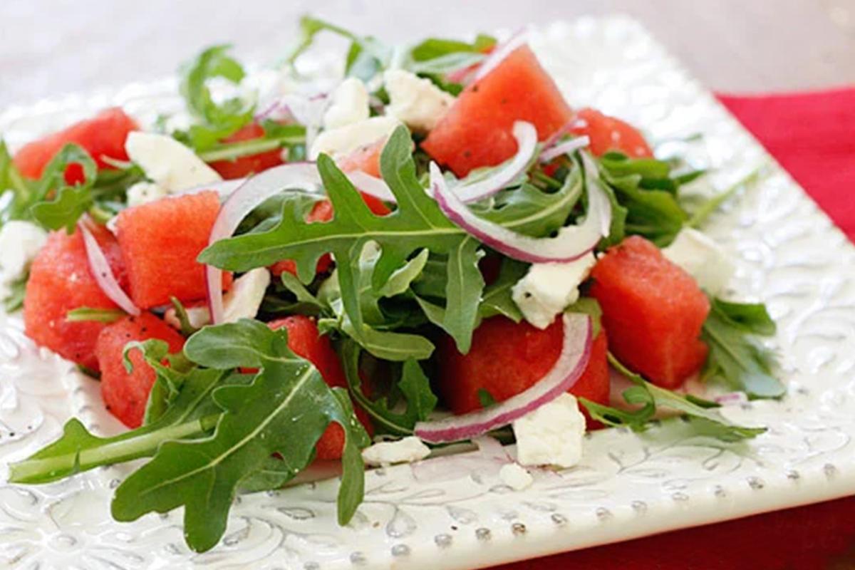 Sıcak havalarda içinizi serinletecek karpuzlu 3 tarif