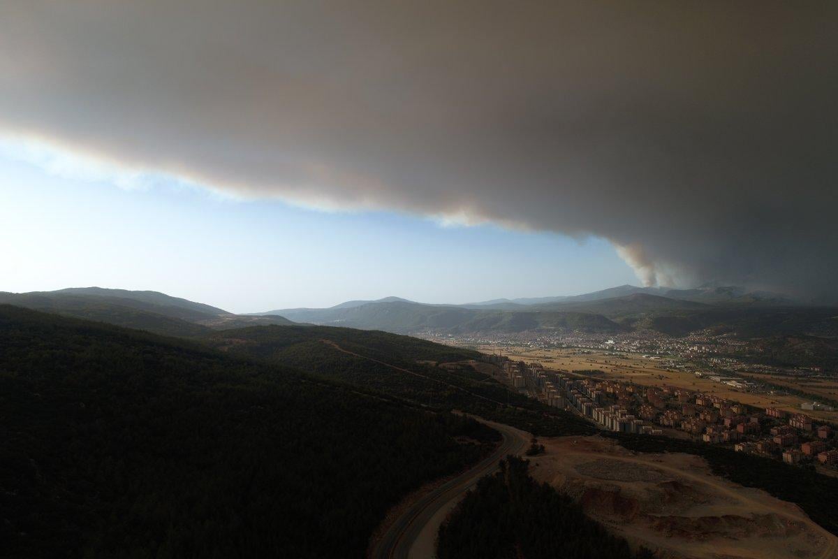 Muğla’da gökyüzü griye boyandı