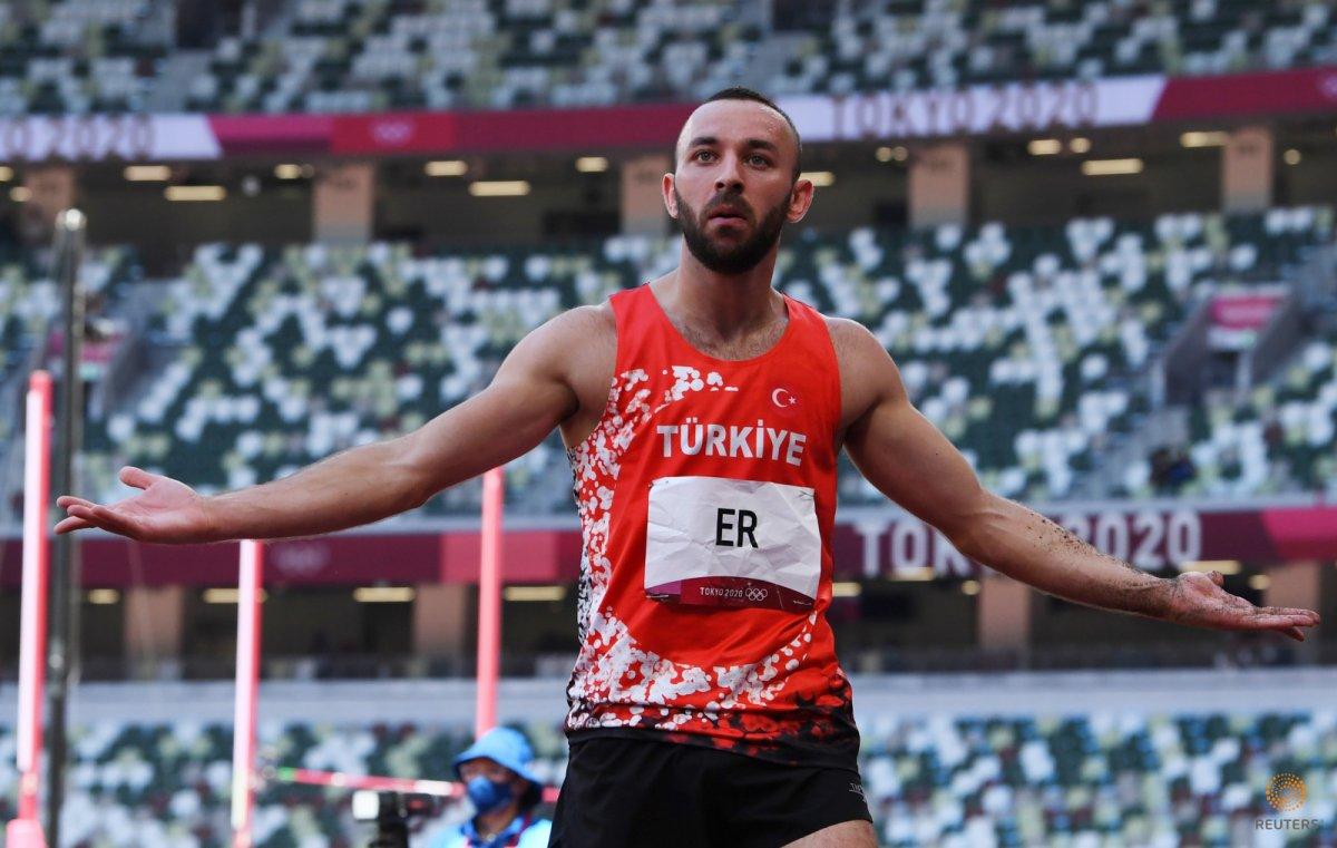 Milli atlet Necati Er, Tokyo'da üç adım uzun atlamada altıncı oldu