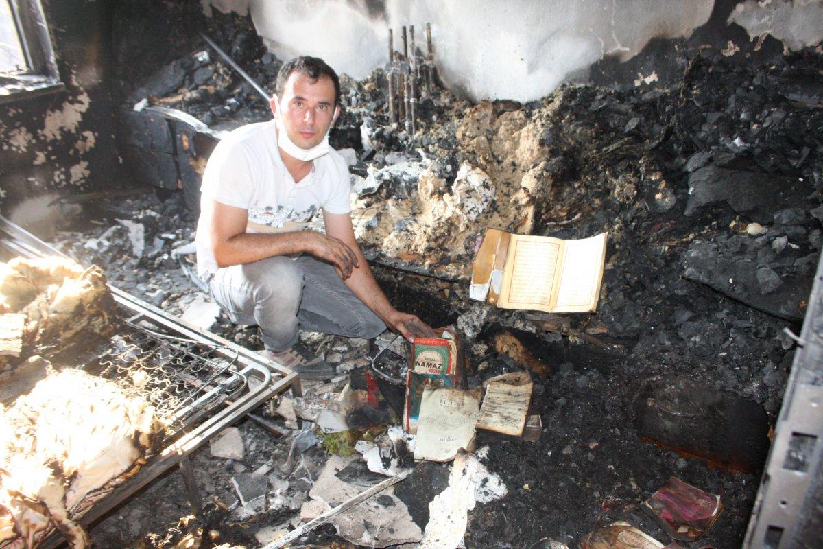 Antalya'da küle dönen evde bir tek Kur'an-ı Kerimler zarar görmedi